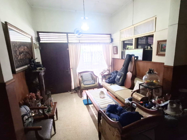 4-Bedrooms House For Sale in Jl. Cipayung Kebayoran Baru