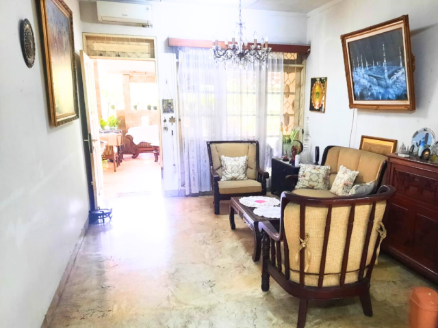5-Bedrooms House For Sale in Tanjung Barat Indah