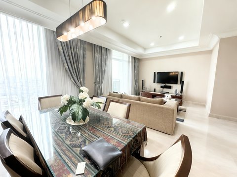 Pakubuwono View Redwood Tower High Floor