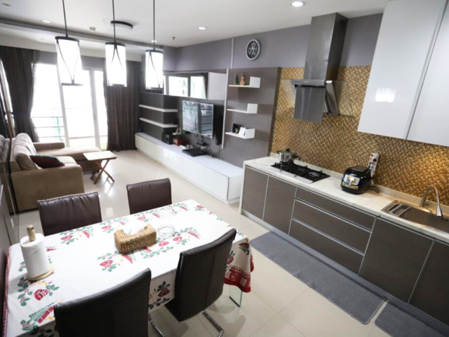 Sahid Sudirman Residence Lantai Tengah