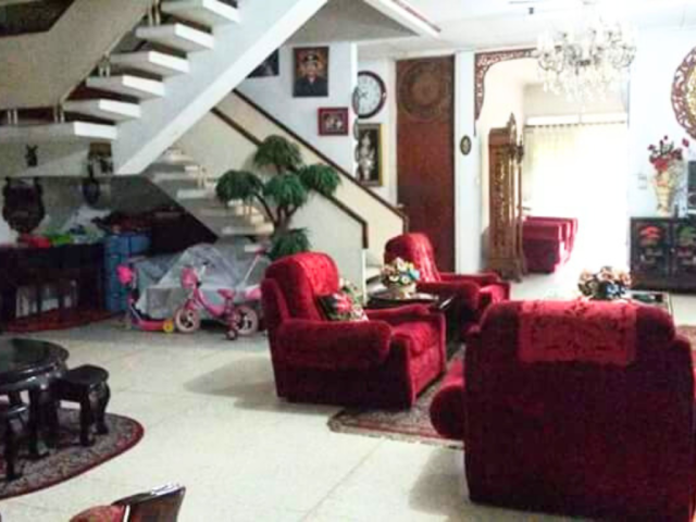Dijual Rumah Simprug Garden 6 Kamar