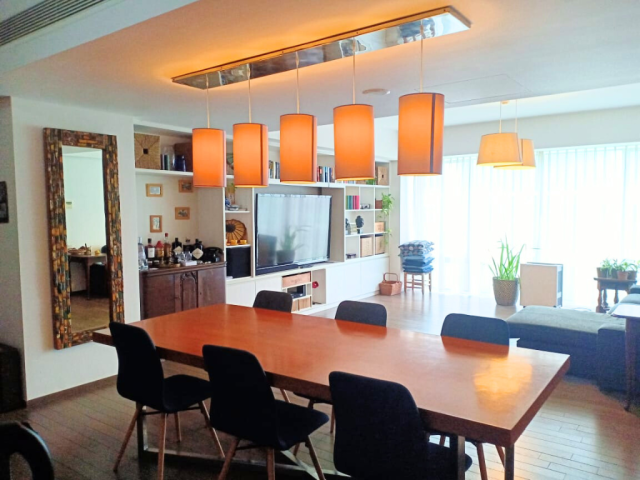 Verde One Tower North Lantai Rendah