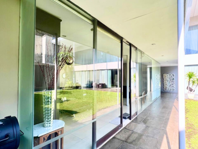 House for Sale in Wijaya