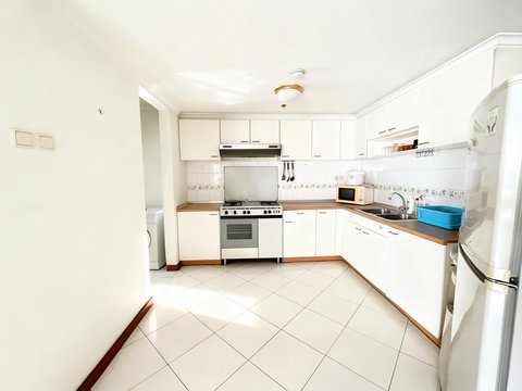 Sudirman Tower Condominium Tower C Mid Floor