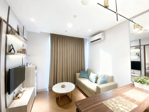 Ciputra World 2 Tower The Newton 1 Lantai Tengah
