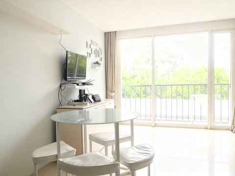 Lexington Residence Tower B Lantai Rendah
