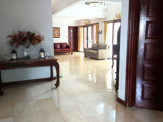 6-Bedrooms House For Sale in Terusan Hang Lekir