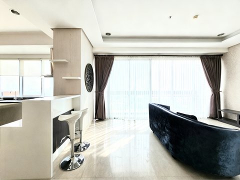 The Mansion at Kemang Lantai Tengah