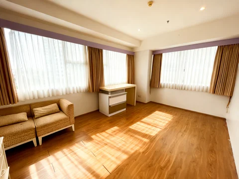1 Park Residences Tower B Lantai Rendah