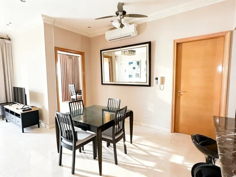 Senayan Residence Tower 2 Lantai Tengah
