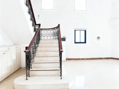 Kusuma Candra Tower B Lantai Tengah