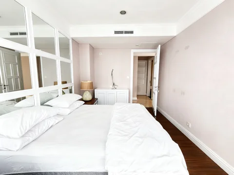 Senopati Suites 1 Mid Floor