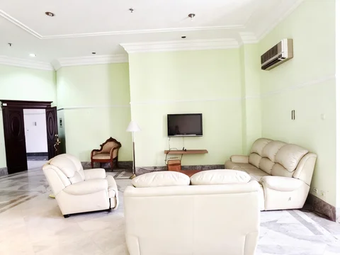Apartemen Permata Hijau Tower 2 Lantai Tengah