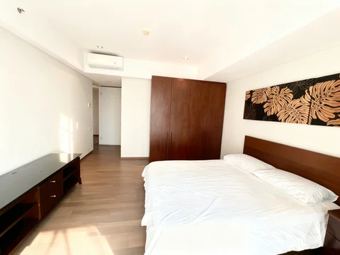 Verde Tower South Lantai Bawah