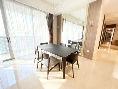 Anandamaya Residences Tower 1 Lantai Tinggi