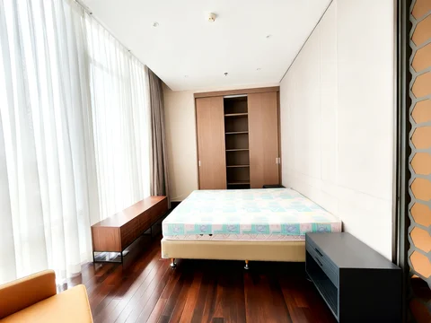 Senopati Suites 2 Lantai Tengah