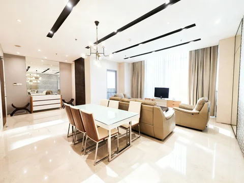 Senopati Suites 2 Lantai Tengah