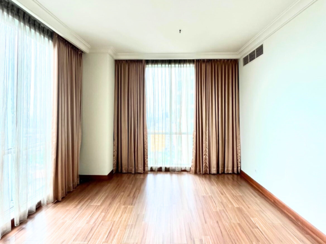 Pakubuwono View Lacewood Tower Mid Floor