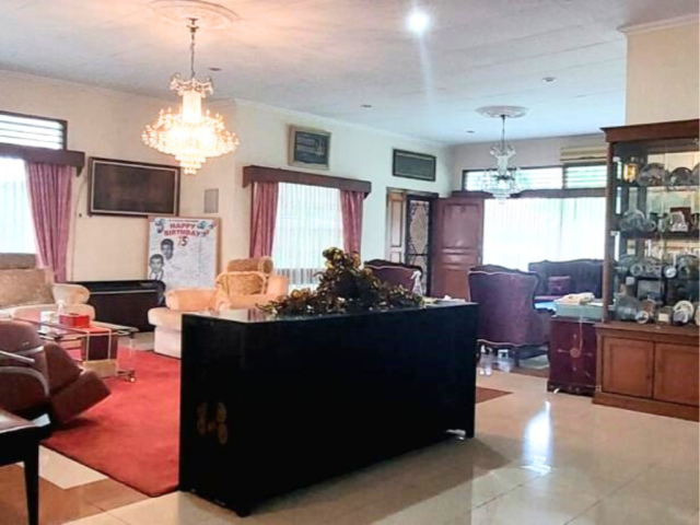 4-Bedrooms House For Sale in Kemang Timur