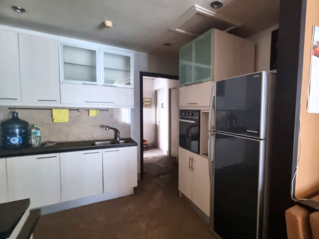 Capital Residence Tower 2 Lantai Tengah