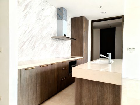 Verde One Tower East Lantai Tinggi