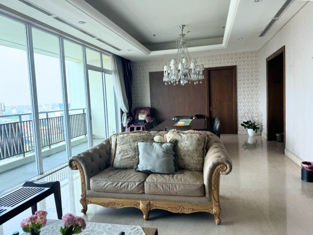 Pakubuwono Signature Low Floor