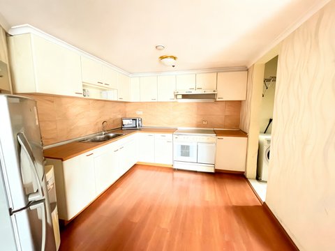 Sudirman Tower Condominium Tower C Mid Floor