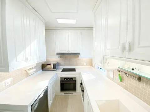 Senopati Suites 1 Kamar Lantai Tinggi