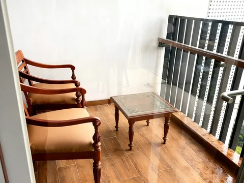 Senopati Suites Tower 2 Lantai Sedang