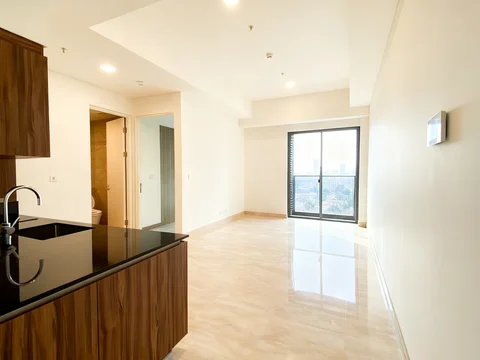 57 Promenade Tower City Lantai Tengah