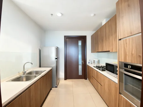 Pakubuwono View Tower Redwood Lantai Rendah