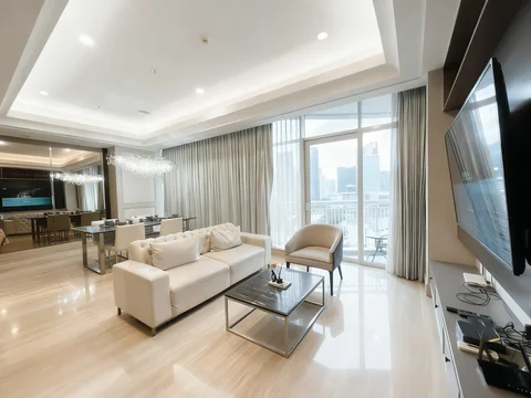 South Hills Lantai Sedang