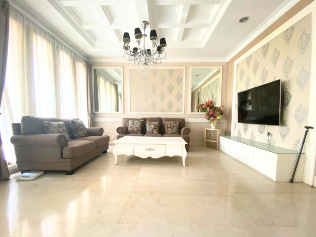 3-Bedrooms House For Sale in Senayan Residence