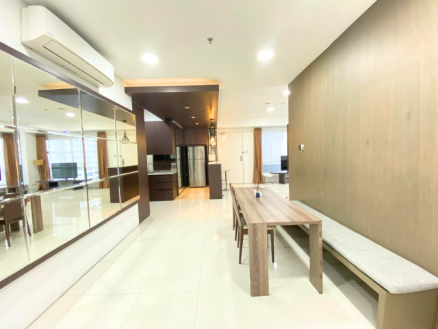 1 Park Residence Tower C Lantai Tengah