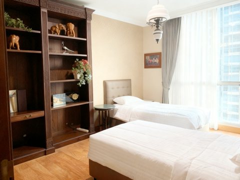 Residence 8 Tower 3 Lantai Tinggi