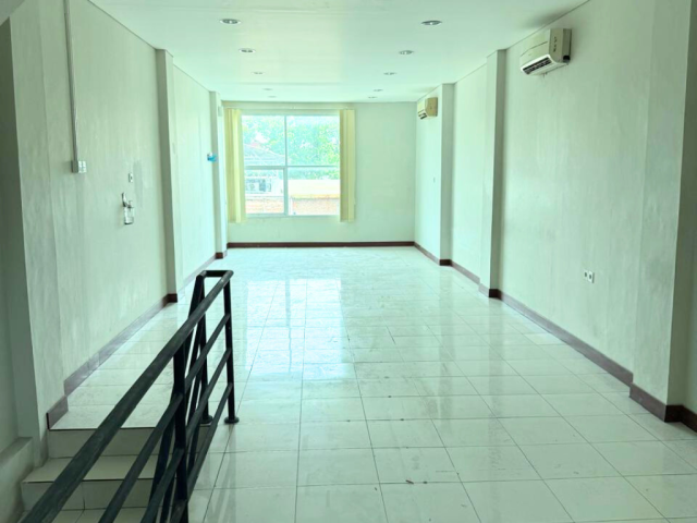 Pasar Minggu Shophouse 4 Floors