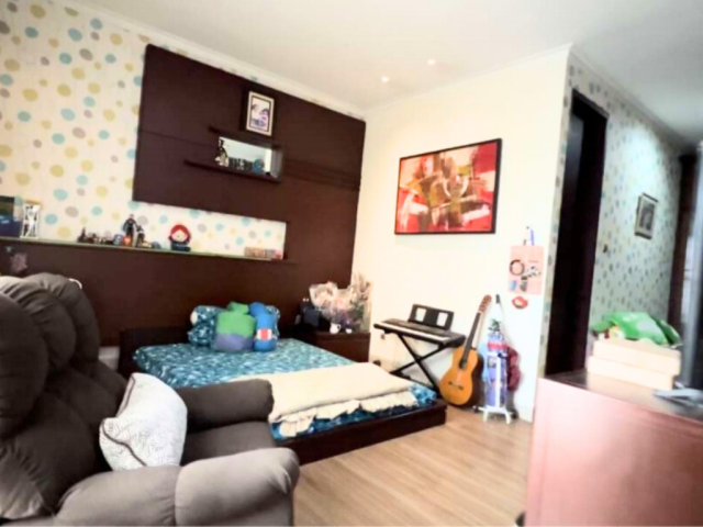 5-Bedroom House for Sale in Panglima Polim