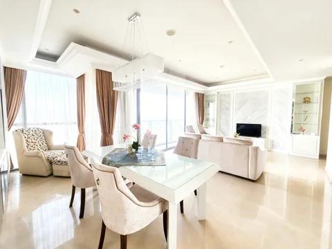 Casa Domaine Tower 2 Lantai Tinggi