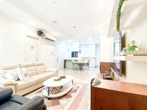 Residence 8 Senopati Tower 2 High Floor