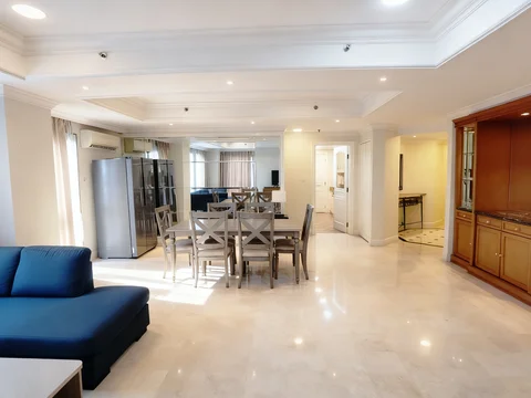 Bukit Golf Pondok Indah Tower B Lantai Tengah