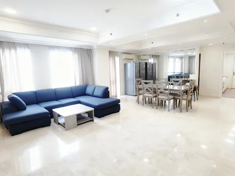 Bukit Golf Pondok Indah Tower B Lantai Tengah