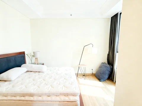 The Peak Sudirman Renais Tower Mid Floor