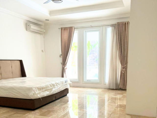 Rumah Disewakan Townhouse Cipete 4 Kamar