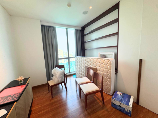 Residence 8 Tower 3 Lantai Tinggi
