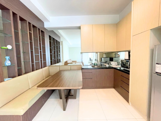 1Park Residence Tower B Lantai Tengah