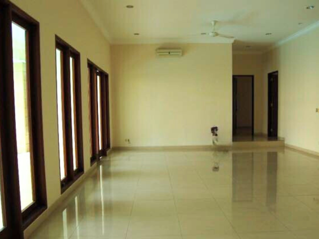 4-Bedrooms House for Rent in Kemang Timur
