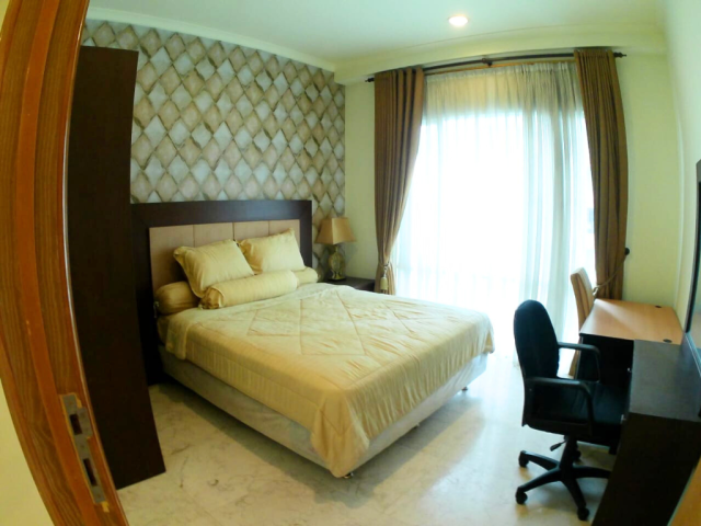 Senayan Residence Tower 2 Lantai Tengah