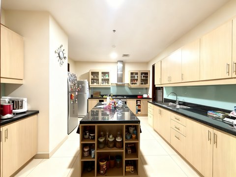 The Pakubuwono Residence Sandalwood Tower Low Floor