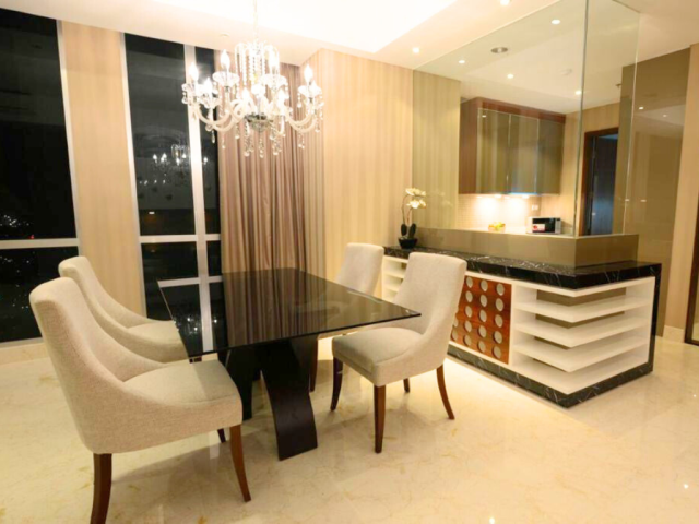 Kemang Village Tower Tiffany Lantai Tinggi