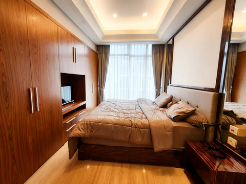 South Hills Low Floor